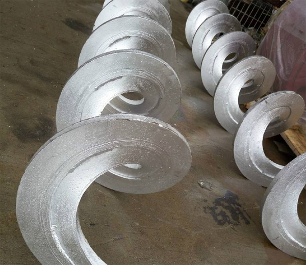 һ�γ�����������ҶƬ